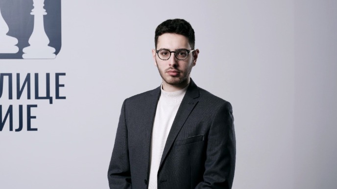 SNS ruši sve što dohvati